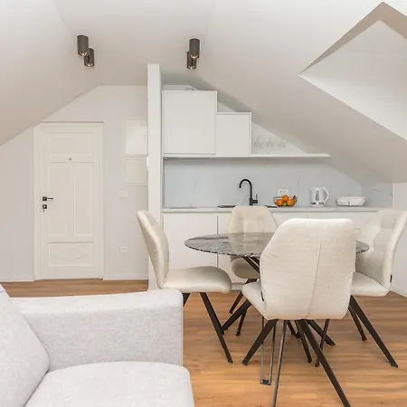 Palace Heritage 1 Apartment Makarska